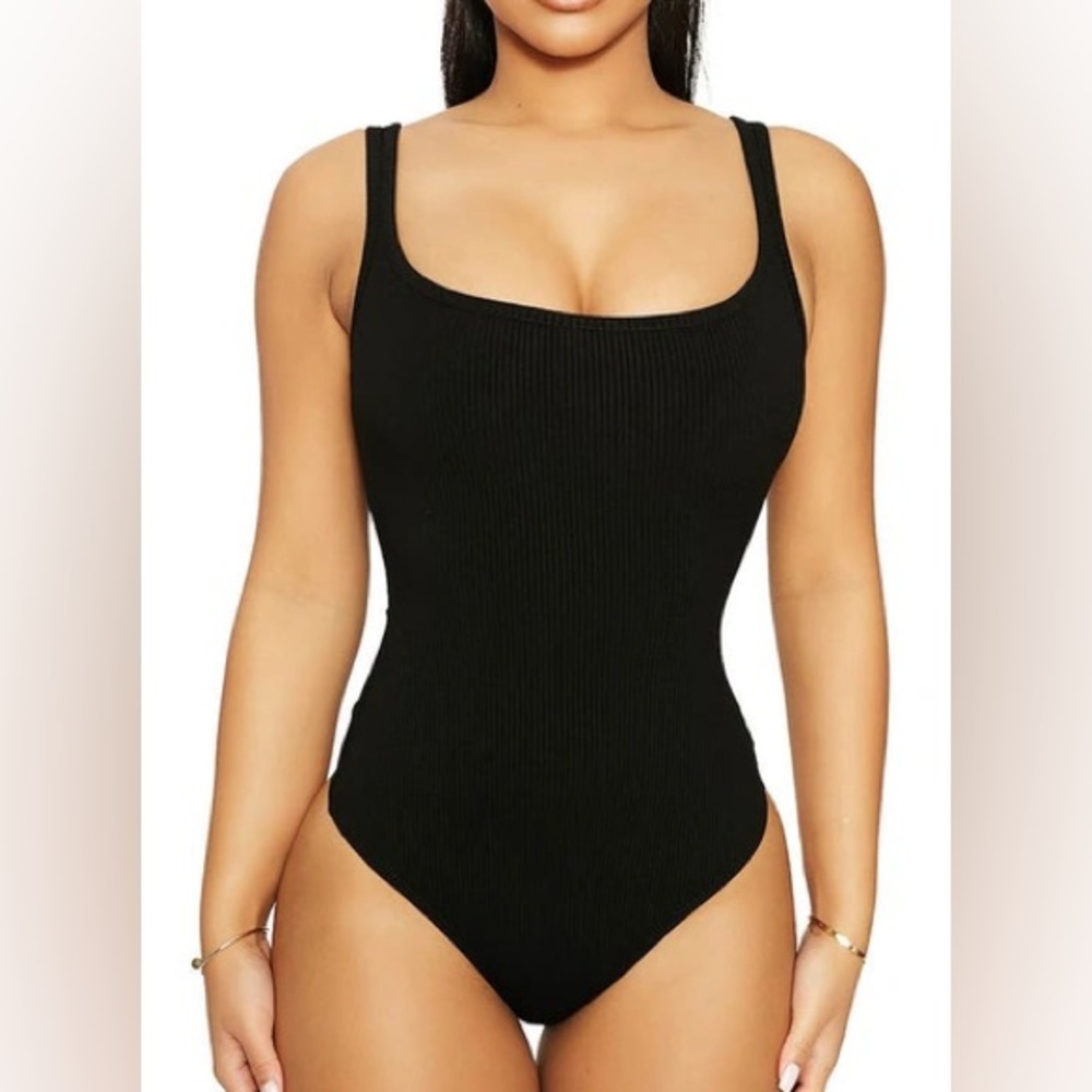Naked wardrobe ribbed scoop me up bodysuit